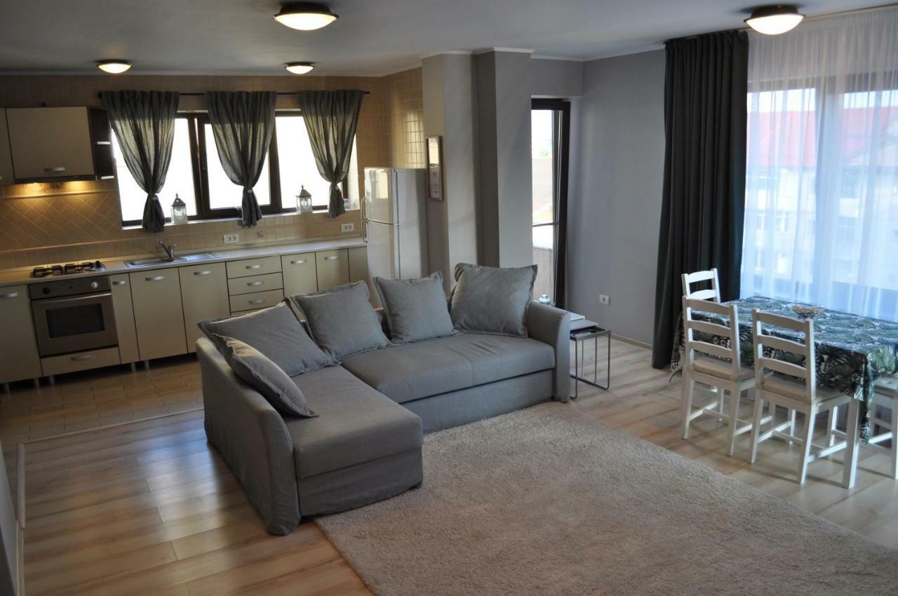 Sleep & Fly Apartment Otopeni Eksteriør billede